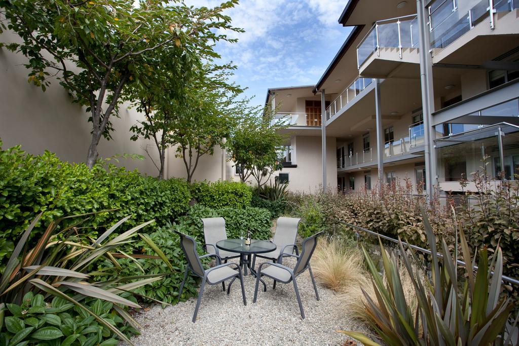 Lakeside Apartments Wanaka Exteriör bild